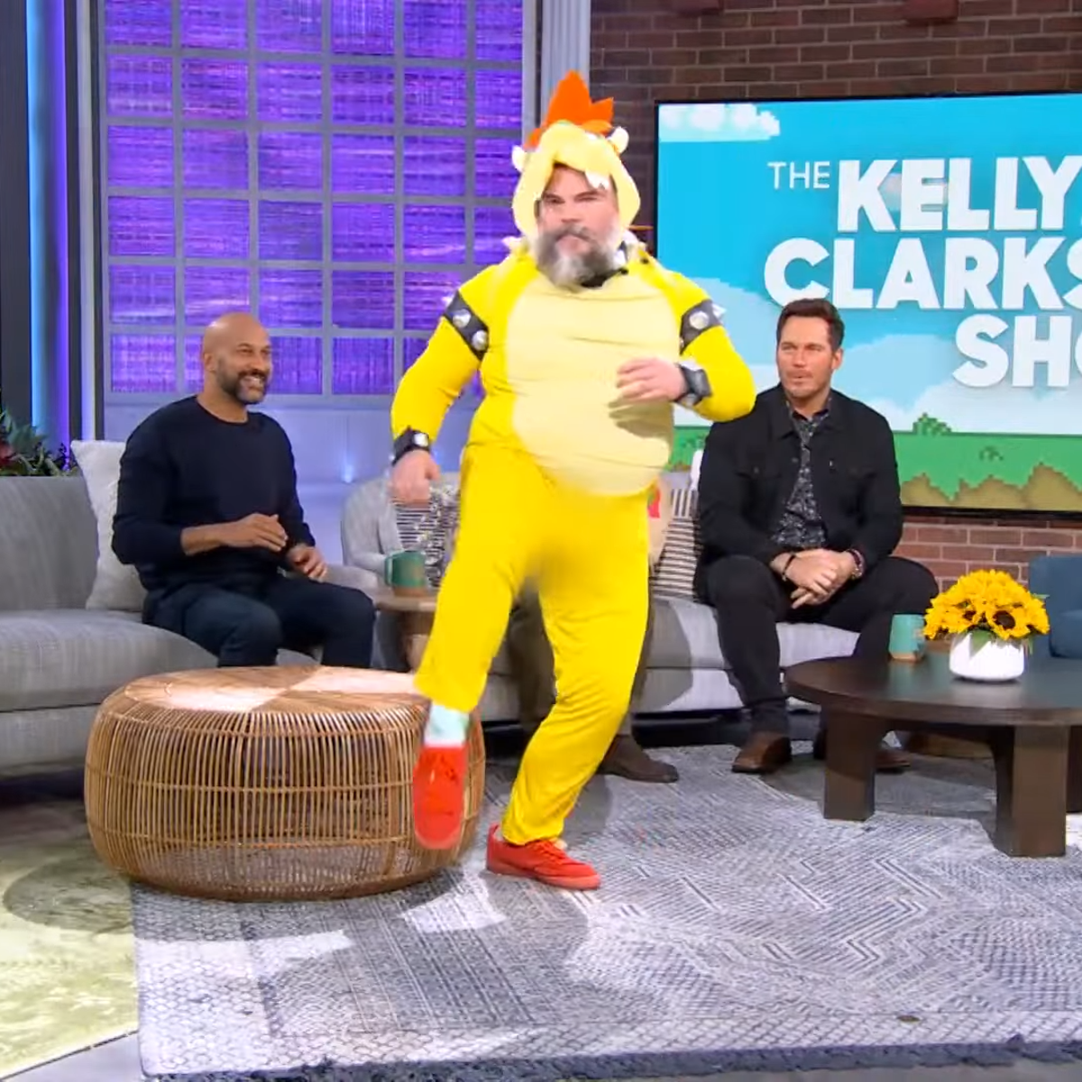 jack black dressed as bowser Jack Black dressed up as Bowser on TV to promote The Super Mario Bros. Movie. https://t.co/ybzQhkNXzJ