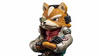 Star Fox Zero: la statua celebrativa di Fox McCloud si mostra in un unboxing