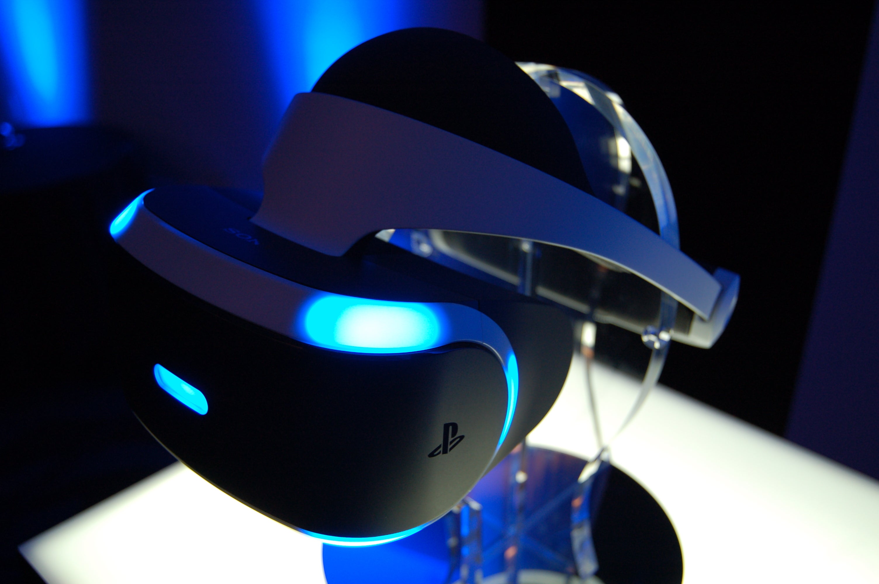 Digital Foundry - Hands-on mit Sonys nahezu fertigem VR-Headset Project ...