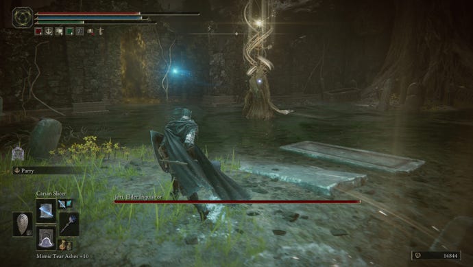 Battling the boss Jori, Elder Inquisitor in Elden Ring: Shadow of the Erdtree.
