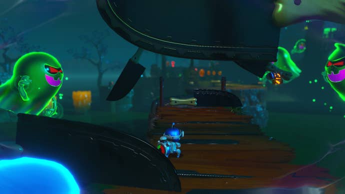 Astro Bot slows time in a spooky world to reveal huge knives being thrown by ghosts.