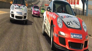 Real Racing 3 bude nakonec free-to-play