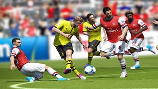EA extends FIFA deal to 2022