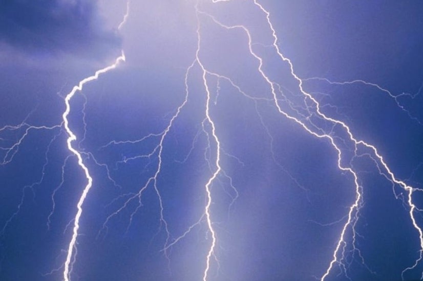 Watch Lightning as Final Fantasy 7's Aeris