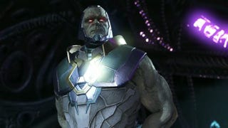 Vê Darkseid a combater em Injustice 2
