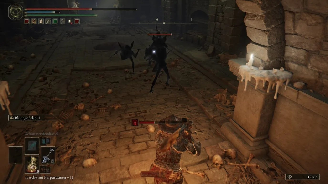 Leave the statue in the lower room raised and you have a light seal here.