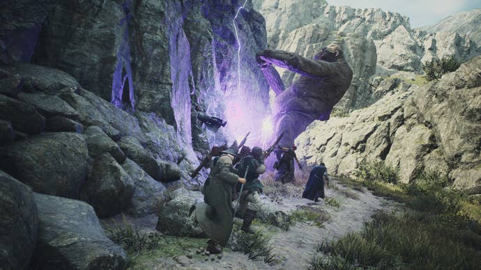 Using Levin to summon a lightning bolt against a cyclops in a heated Dragon’s Dogma 2 battle.