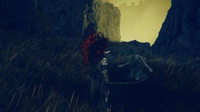 A warrior approaches a headless statue in Elden Ring Shadow of the Erdtree to claim the O Mother gesture emote.