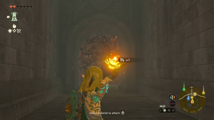 In an underground tunnel, Link aims a bomb arrow in Tears of the Kingdom.