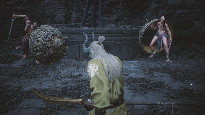 Fighting Top Takes Bottom and Bottom Takes Top as Yellow Loong in Black Myth: Wukong.