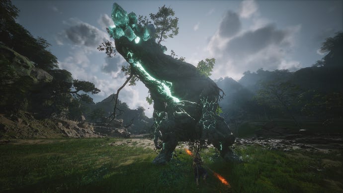 The Son of Stones looms over the battlefield in Black Myth: Wukong.