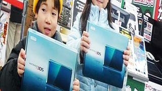 3DS launches in Japan with long queues and small stocks