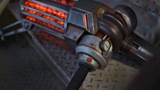 Arma di Half-Life 2 venduta per 21.000 $