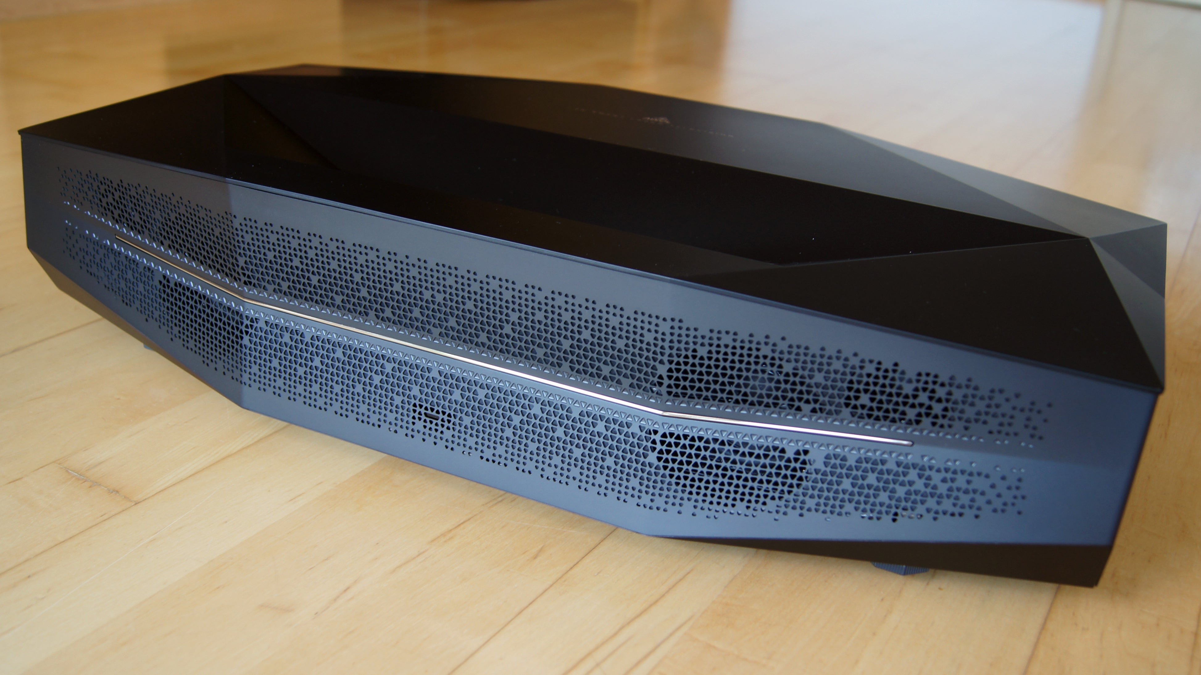 AWOL-Vision-Aetherion-Pro-im-Test-Der-neue-UST-K-nig-f-r-Gamer-und-Heimkino-Fans-