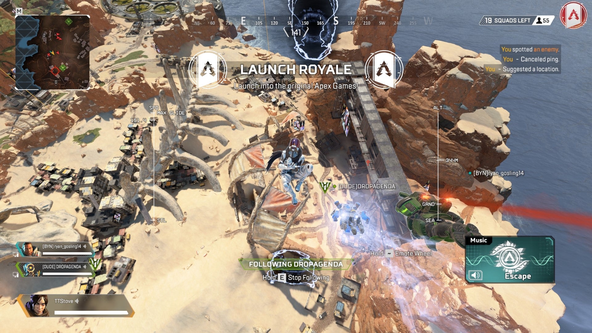 Dropping hot into Thunderdome in Apex Legends' Launch Royale mode. - 5
