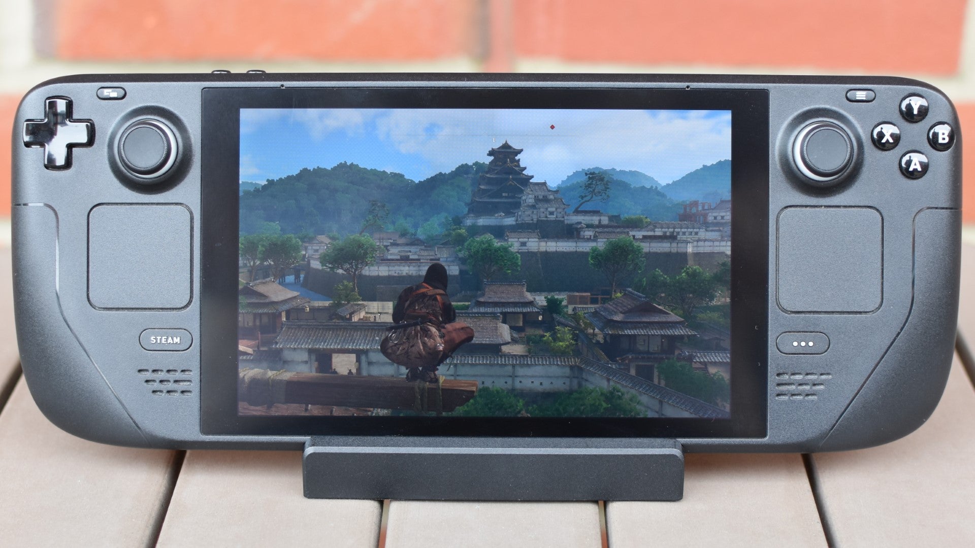 Naoe looks out over Osaka in Assassin&rsquo;s Creed Shadows, running on the Steam Deck.