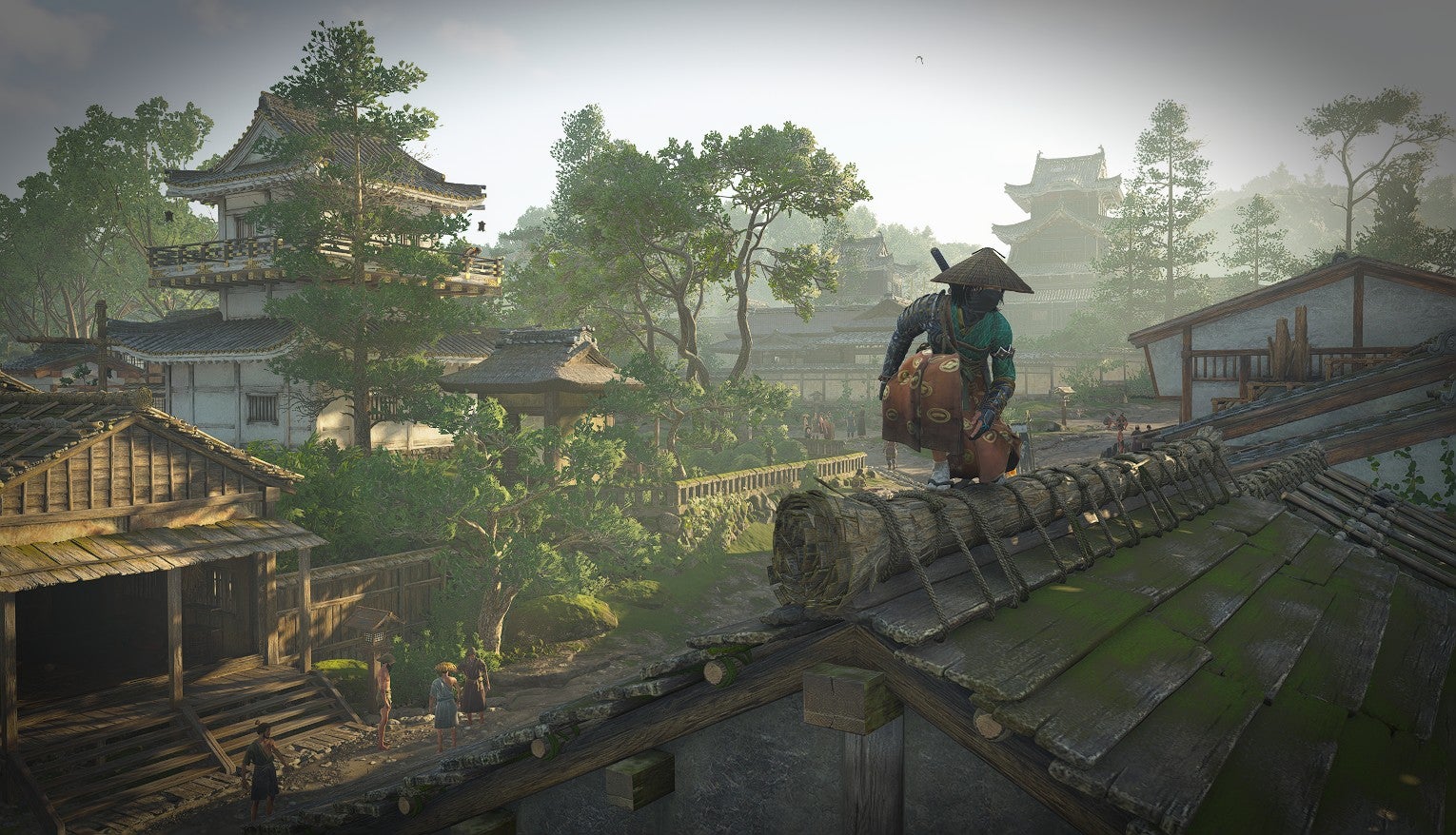 Naoe perches on a city rooftop in Assassin&rsquo;s Creed Shadows.