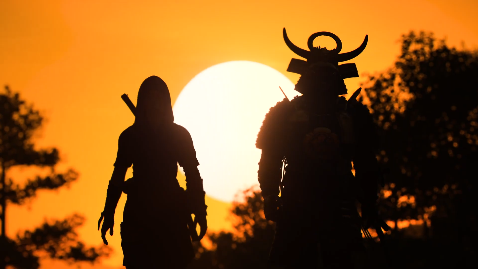 Silhouettes of Assassin&rsquo;s Creed Shadows protagonists Naoe, a shinobi, and Yasuke, a samurai.