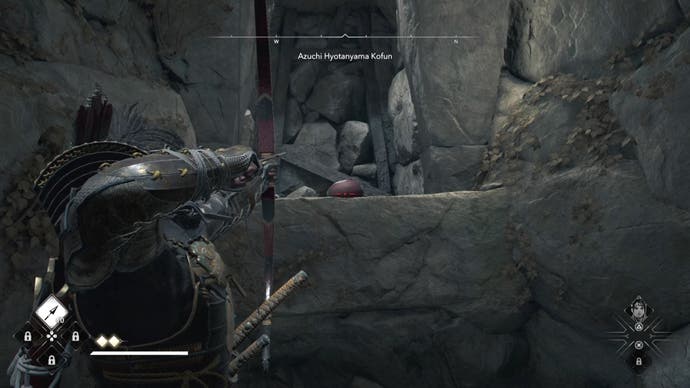Yasuke targeting his bow on a red pot in the shadows of assassin belief.