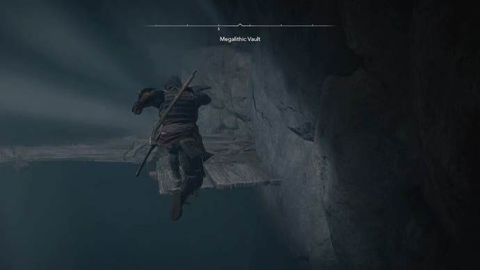 Yasuke jumping inside the Kofun megalithic safe in the Shadows of Creed of Assassin.