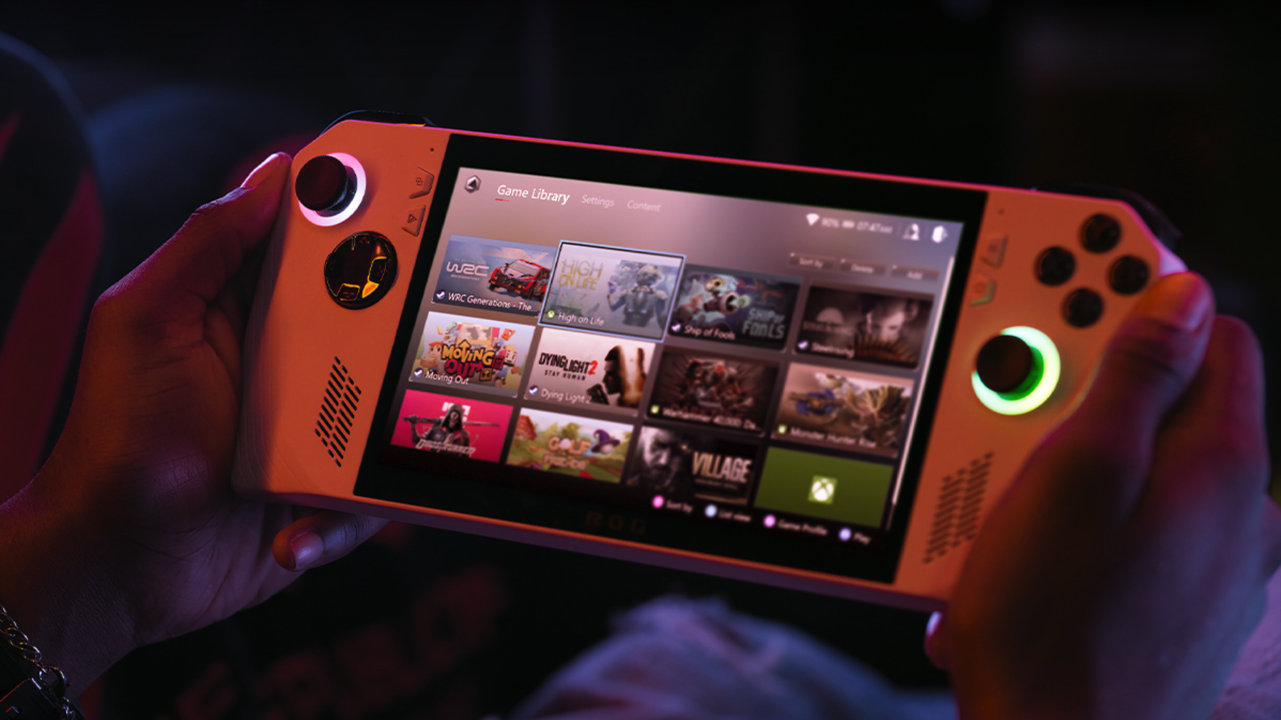 An Asus ROG Ally showing the ROG Armoury Crate SE&rsquo;s game library view.