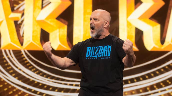 BlizzCon photo of a man cheering.