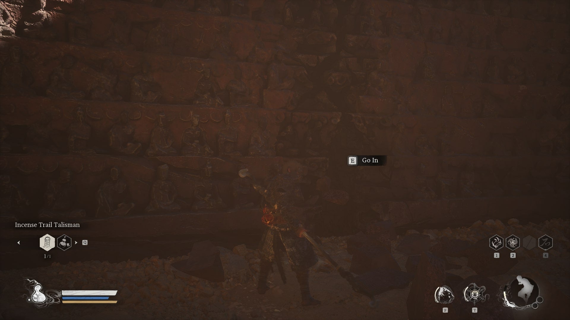 The player looks at a cracked wall they can enter in Black Myth Wukong - 3