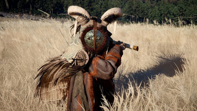 Setan Buluh Gurun Merah sedang mempersiapkan serangan.