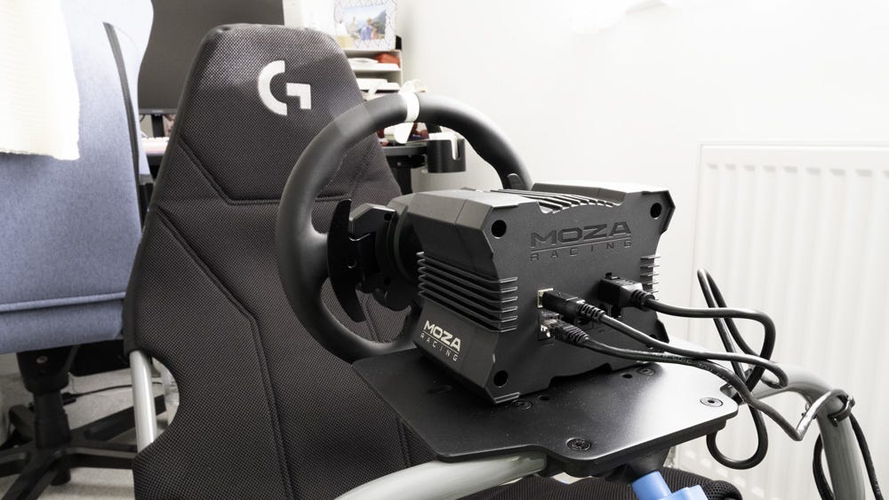 Moza R5 Bundle + PlaySeat Challenge X review: two great entry-level ...