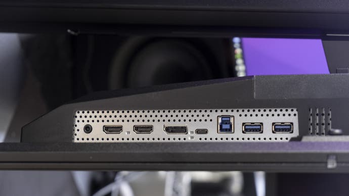 msi 272urx underside and ports of the monitor