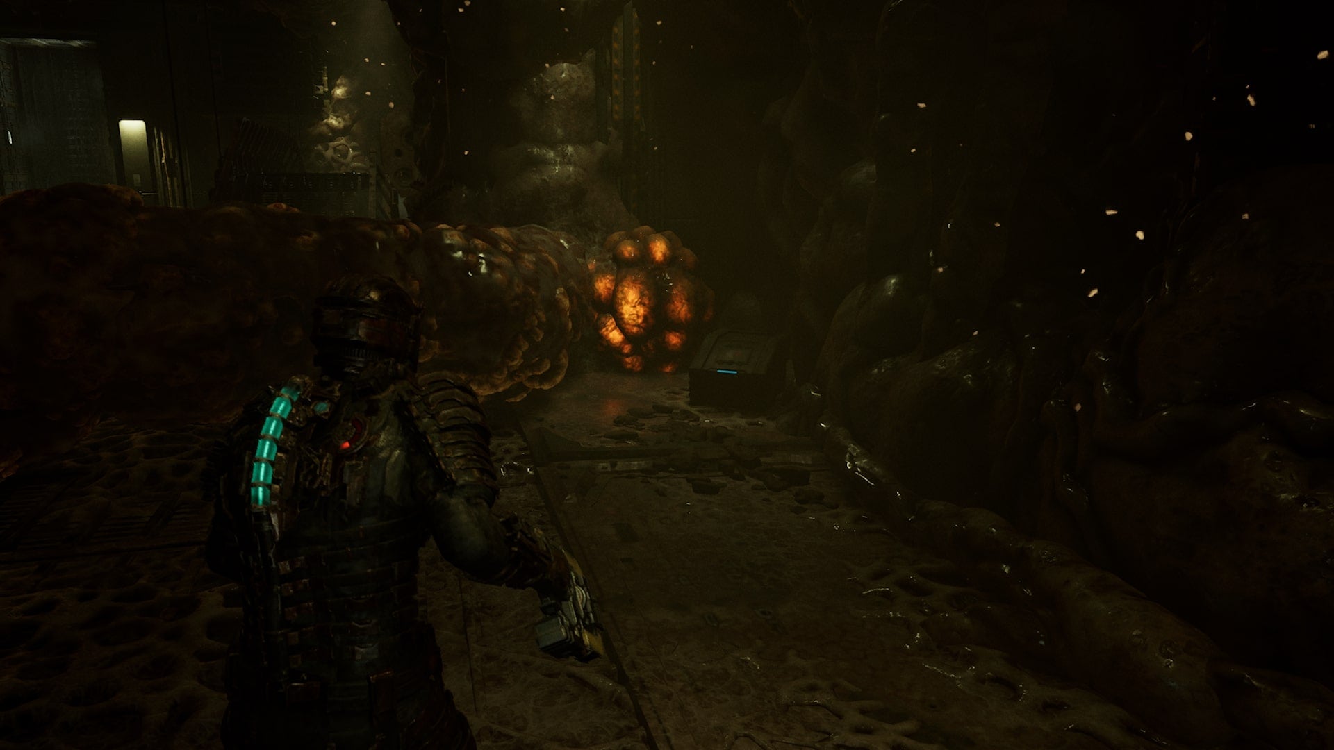 Isaac aims at a tendril in Dead Space