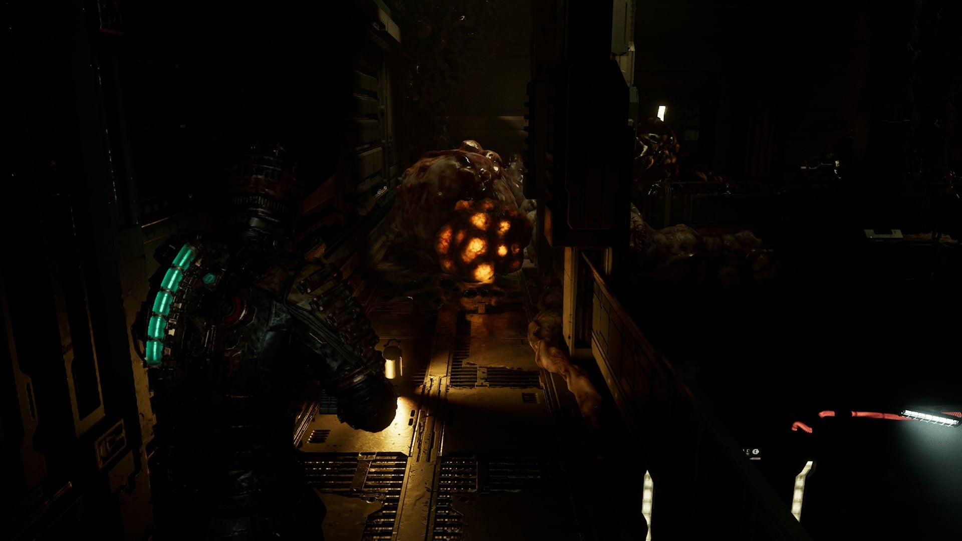 Isaac aims at a corrosive bulb in Dead Space - 4
