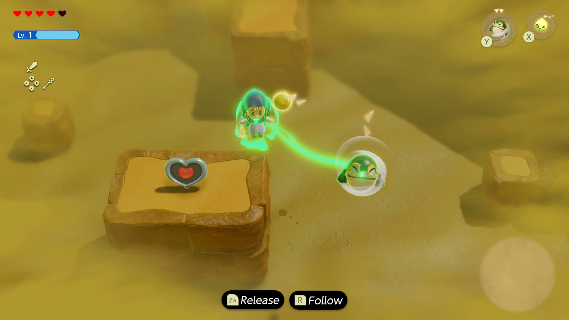 Princess Zelda floating towards a Heart Piece in the Gerudo Desert in Zelda: Echoes of Wisdom. - 3