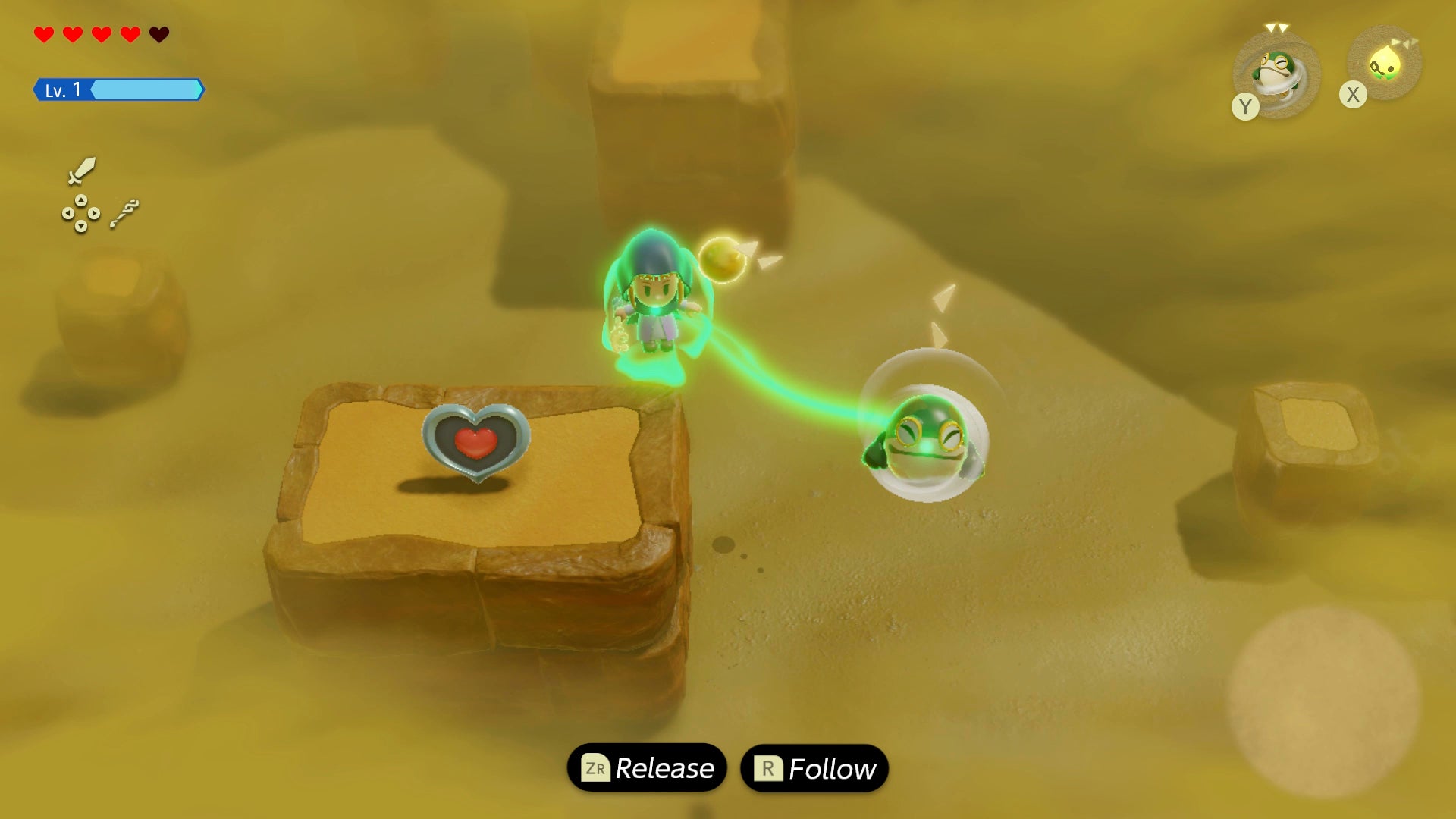 Princess Zelda floating towards a Heart Piece in the Gerudo Desert in Zelda: Echoes of Wisdom. - 3