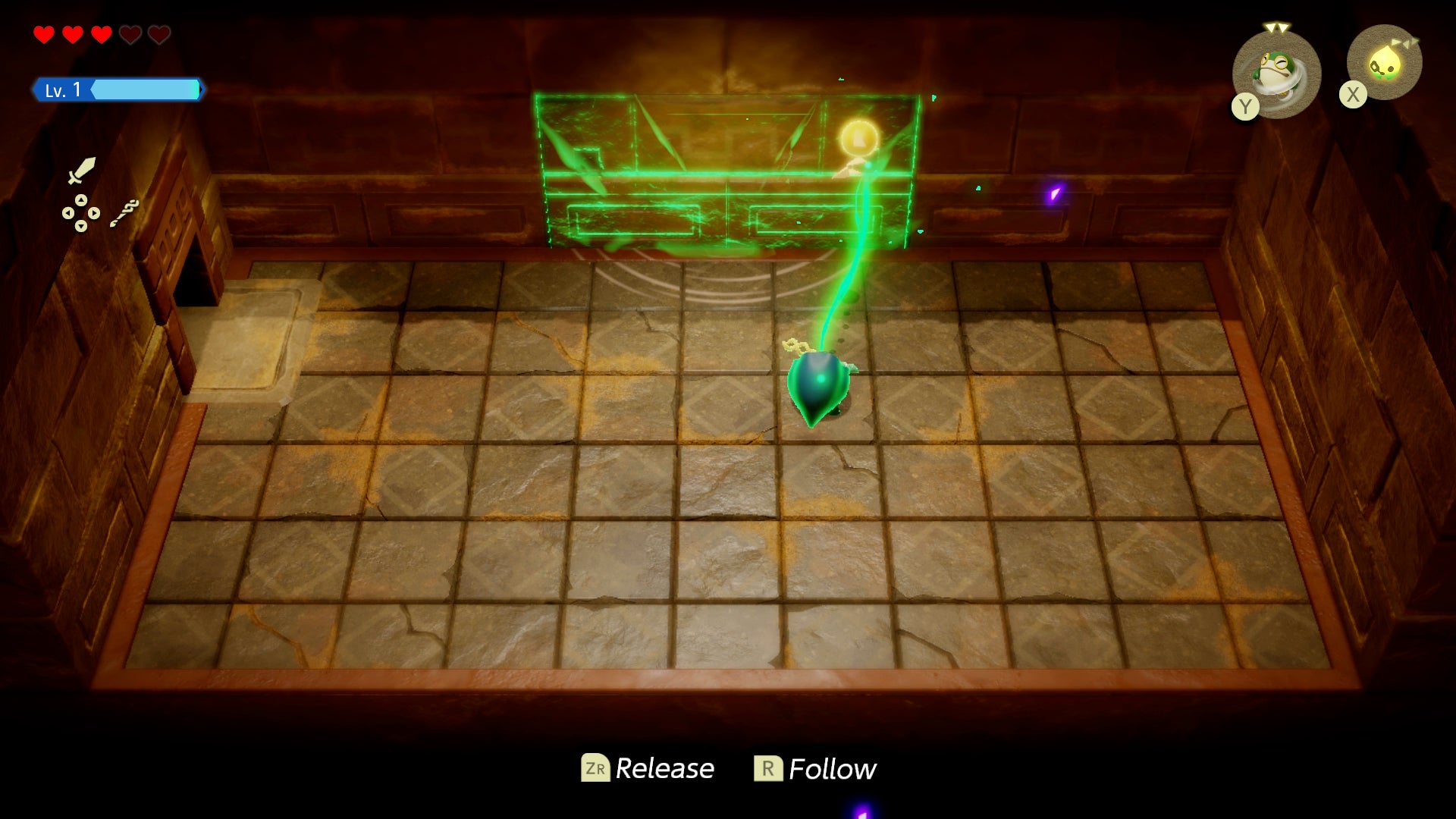 Princess Zelda using magic to pull open a hidden door in the Gerudo Sanctum in Zelda: Echoes of Wisdom. - 33