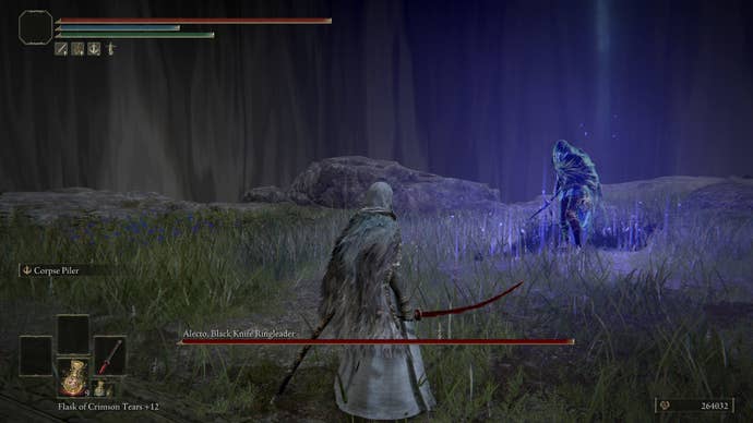 The player fights with Alecto, Black Knife Ringleader in the Ringleader's Evergaol in Elden Ring