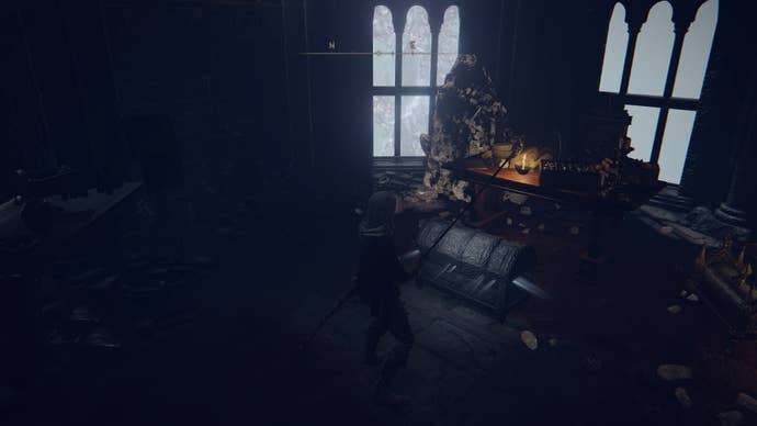 The player stands in front of a chest containing Founding Rain of Stars in Heretical Rise in Elden Ring