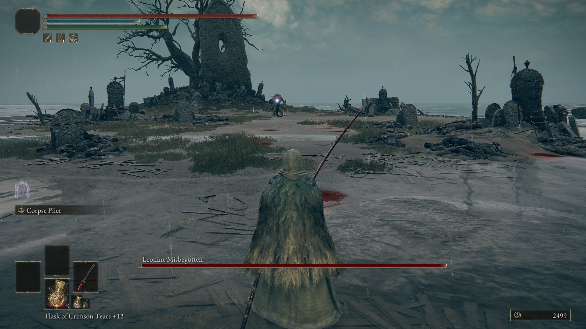 The player fights with Leonine Misbegotten of Castle Morne in Elden Ring - 4