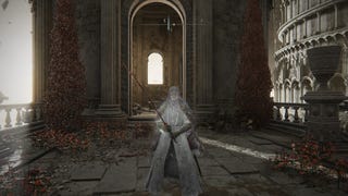 The player stands in front of where the Old Lord's Talisman can be found in Elden Ring's Crumbling Farum Azula