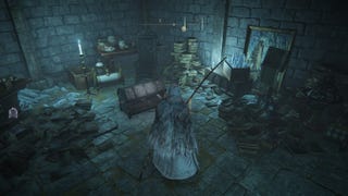 The player faces a chest in Caria Manor that contains the Sword of Night and Flame in Elden Ring