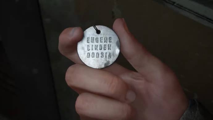 Eugene’s Firefly pendant in TLOU2