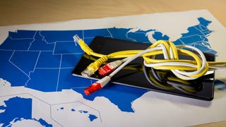 FCC reinstates net neutrality