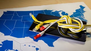 FCC reinstates net neutrality