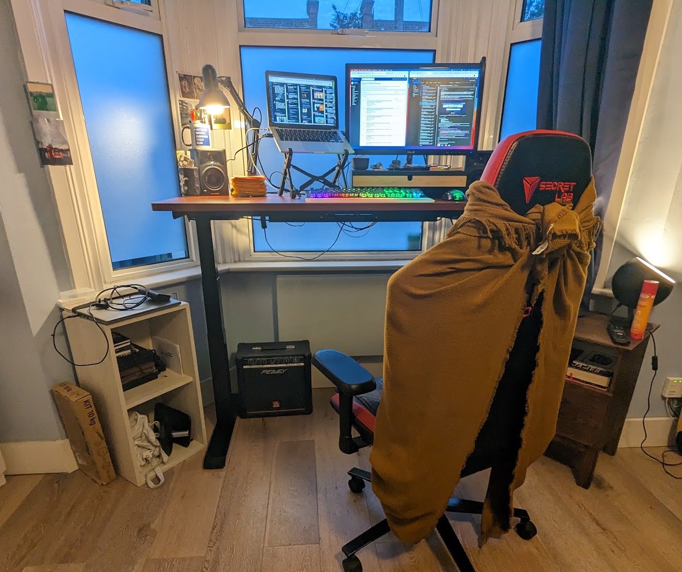 A standing desk made me better at gaming - 6