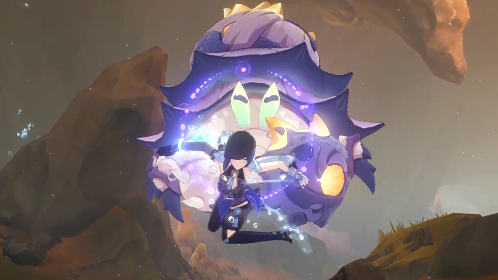 Yelan swimming away from a giant purple grab underwater.