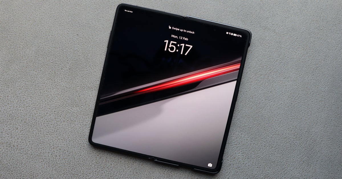 Magic V2 Rsr Honor Magic V2 RSR Porsche Design review: a thin foldable with a ...