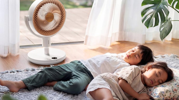 Lo scolleghi dalla presa, lo porti in terrazza e continua a rinfrescare per 10 ore di fila senza elettricità