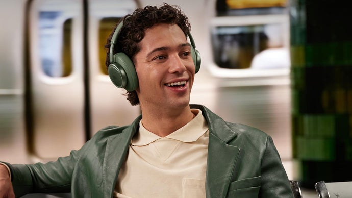 JBL Live 780NC recensione cuffie con 80 ore di autonomia e ANC adattiva