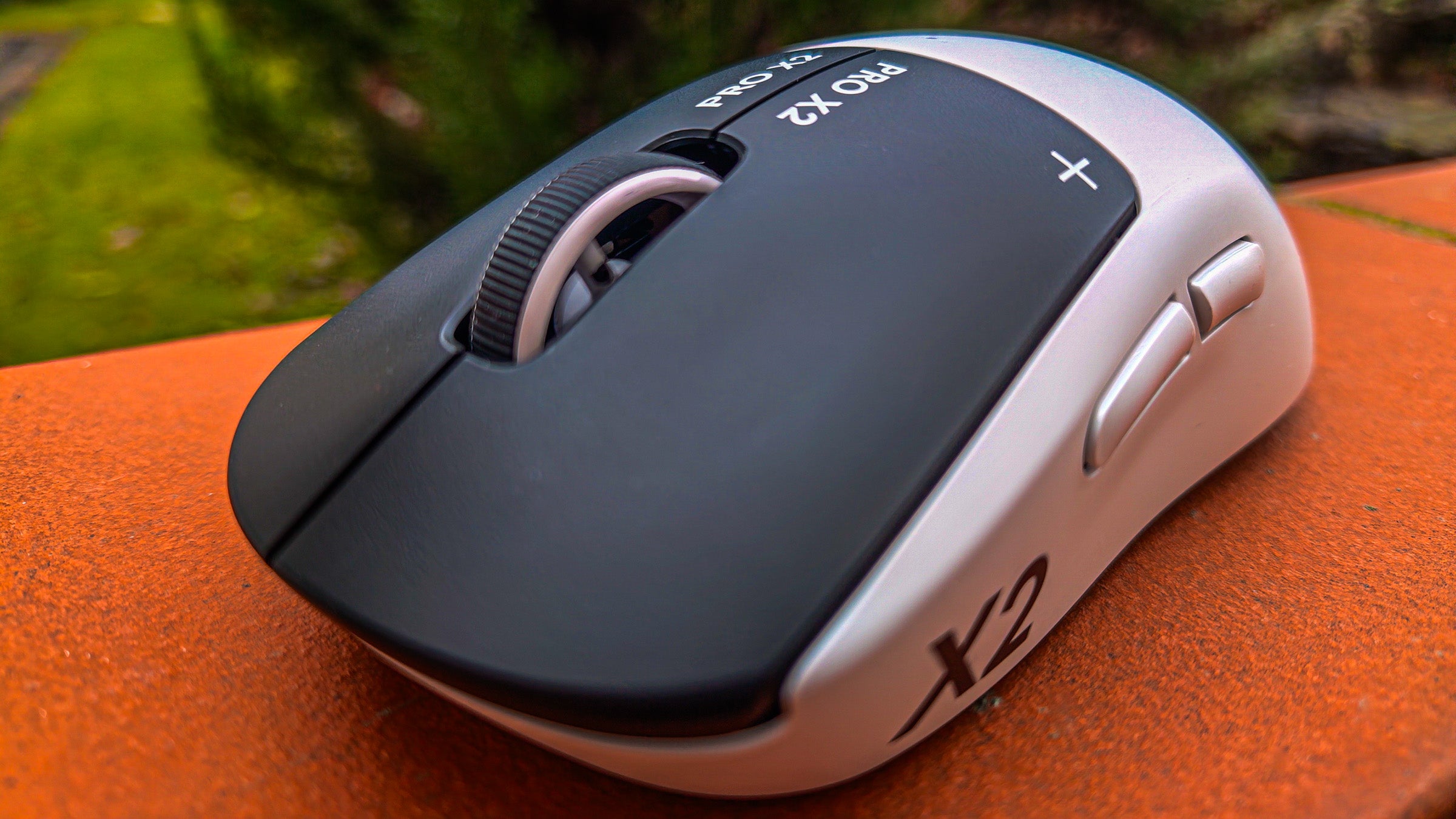 Logitech Pro X2 Superstrike Klick-Revolution im Test: Das kann die neue High-End-Maus