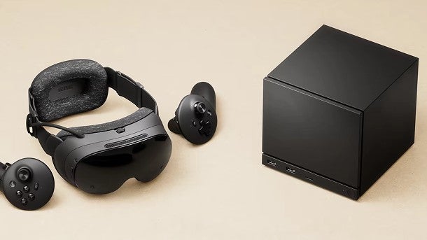 Image of the Steam Frame and Steam Machine on a beige background